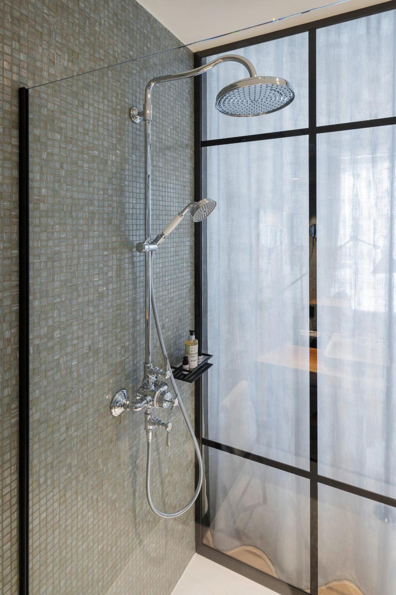 Limmathof - Historisches Haus & 4* Baden